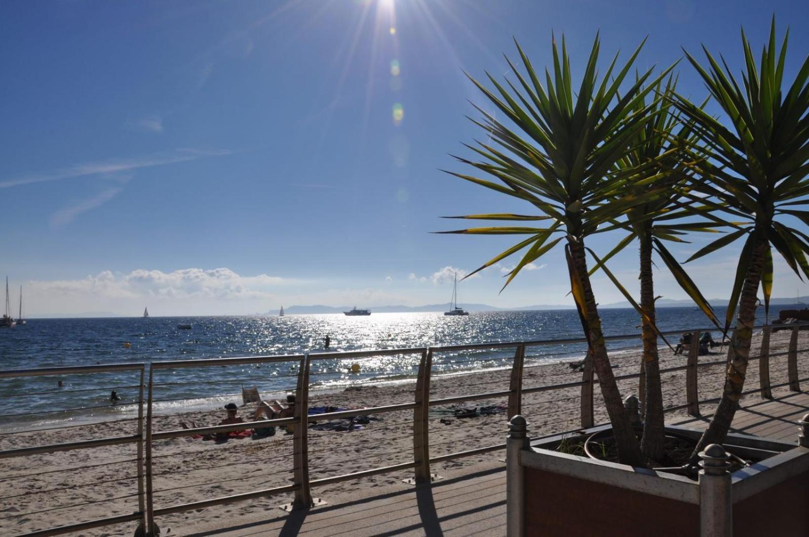 Studio Sur Le Port De Hyeres - A 2Min Des Plages, Clim & Balcon Exteriér fotografie